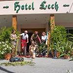 Hotel Lech&residenz Chesa Rosa 3*