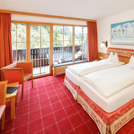 Lech&residenz Chesa Rosa Hotel 3*
