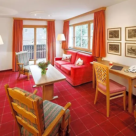 & Residenz Chesa Rosa Lech am Arlberg