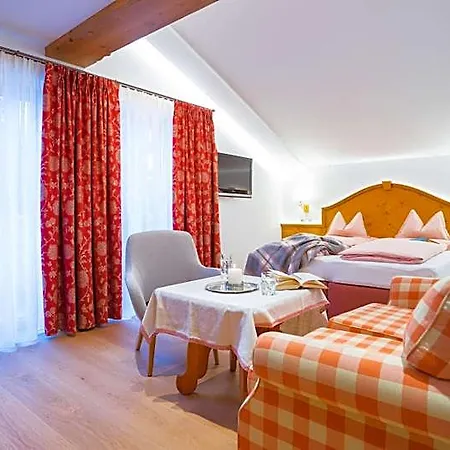& Residenz Chesa Rosa فندق ليش ام ارلبرغ