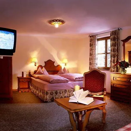 & Residenz Chesa Rosa Hotel