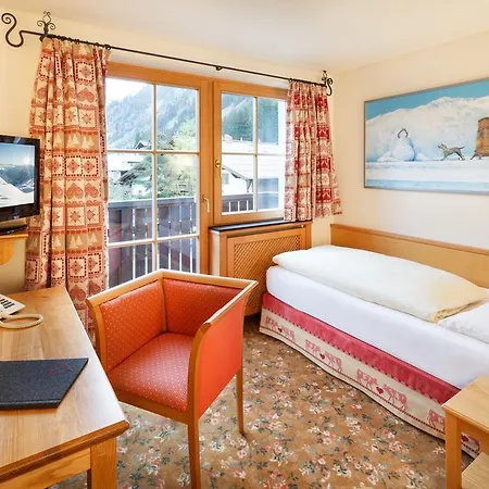 & Residenz Chesa Rosa Hotel