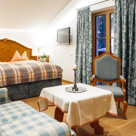 & Residenz Chesa Rosa Hotel 3*